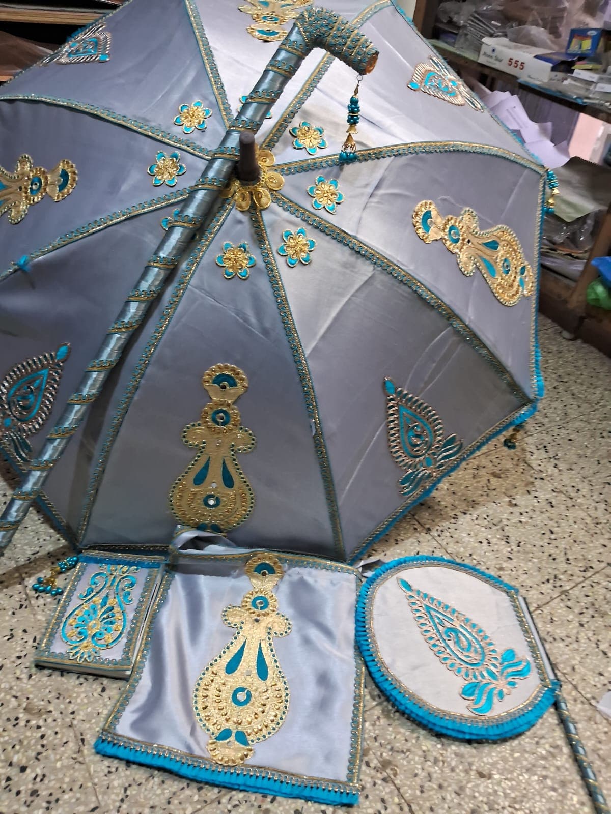 Silver-Grey & Turquoise Peacock Embroidered Kudai