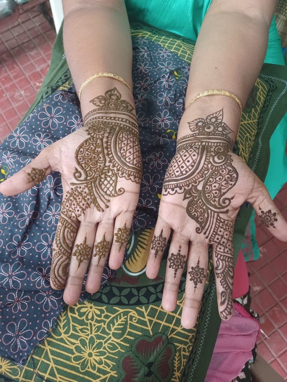 Bespoke Arabic Paisley & Mango Jaali Palms