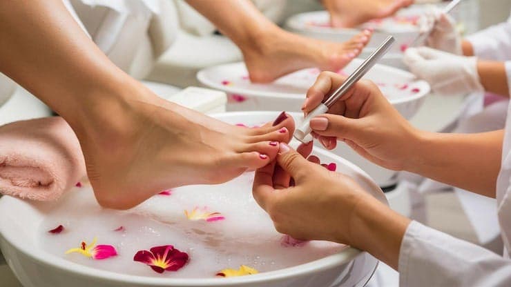 PEDICURE